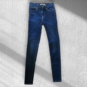 Levi's 720 Skinny Jeans